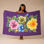 Pareo grande color ciruela violeta con 4 hibiscos pintados a mano